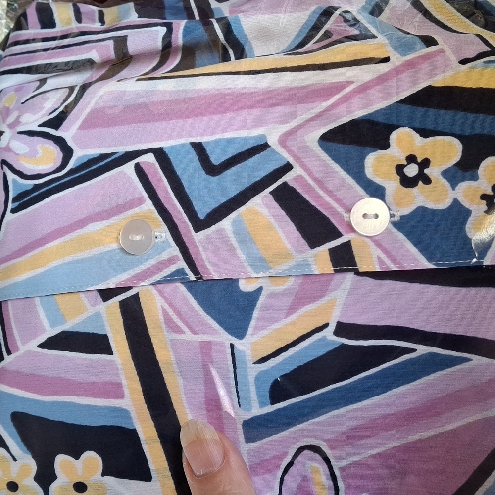 Alfred Dunner Abstract Pattern Blouse (Mis056) - Picture 6 of 6